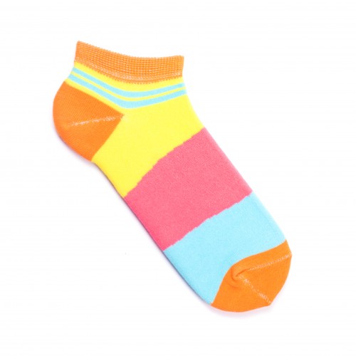 Цветные носки с яркими линиями